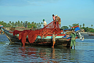 Fishermen with Dhow and nets, Tanga, Tanzania. Image courtesy Lucy Scott